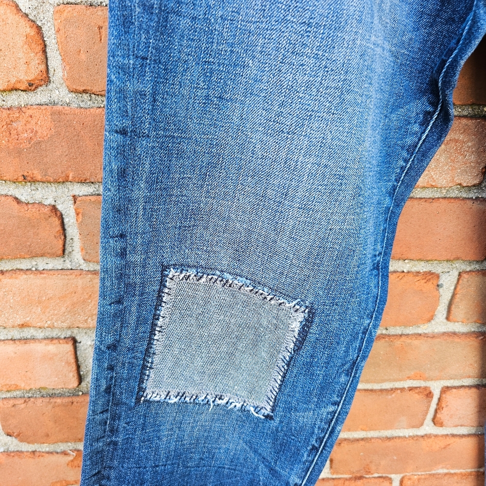 New Gap 1969 Patchwork Distressed Slim Boyfriend … - image 7